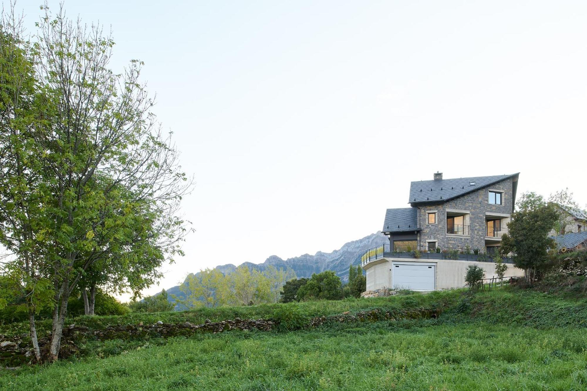 Casa De La Paz En El Valle De Tena Sandiniés المظهر الخارجي الصورة