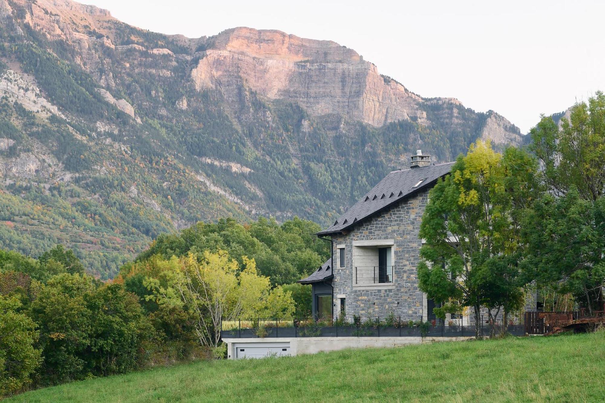 Casa De La Paz En El Valle De Tena Sandiniés المظهر الخارجي الصورة